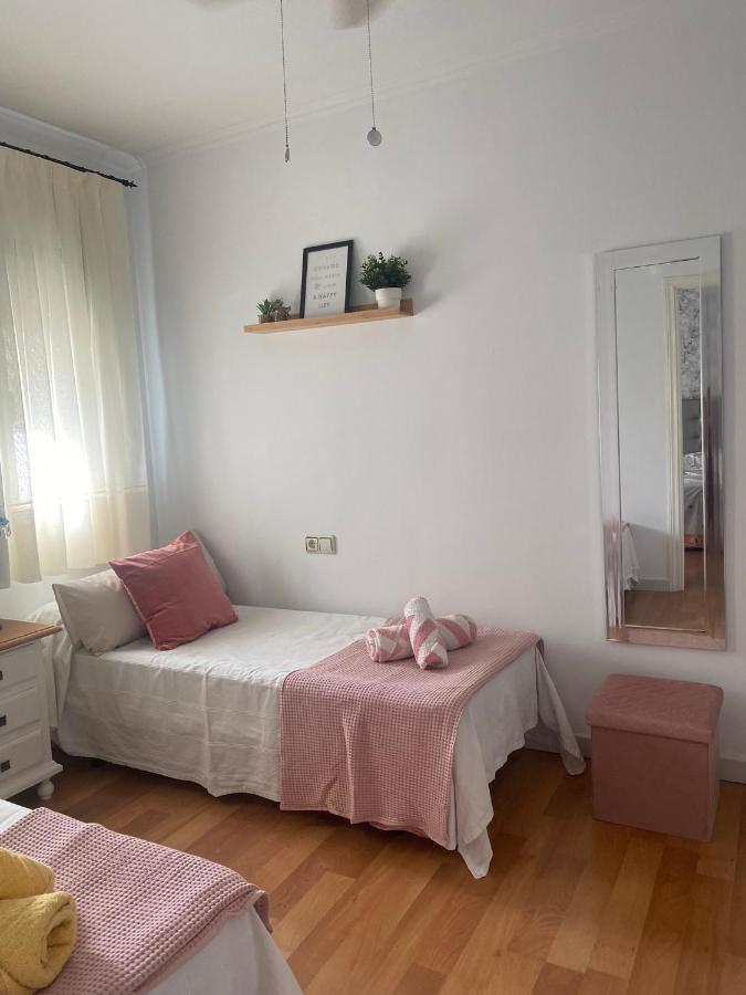 Acogedor apartamento en pleno corazón de Triana Sevilla Exterior foto