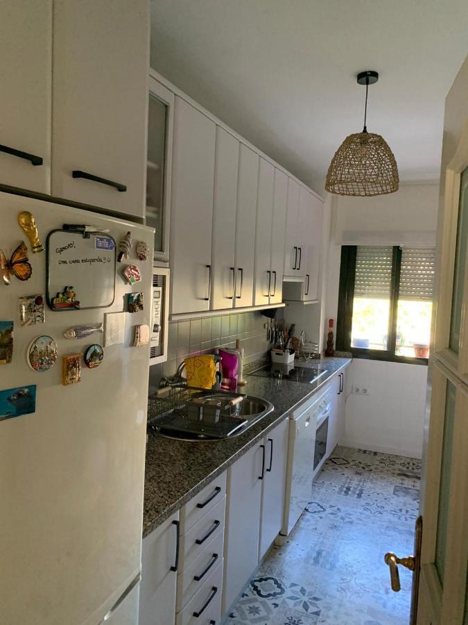 Acogedor apartamento en pleno corazón de Triana Sevilla Exterior foto